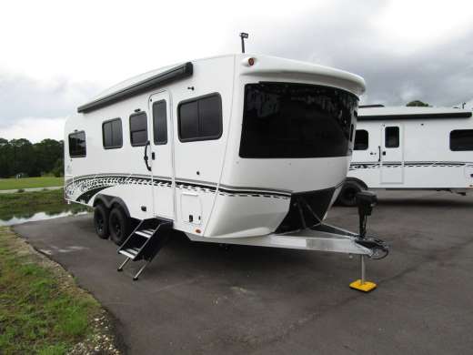 2026 INTECH AUCTA WILLOW - In Stock - Photo 1
