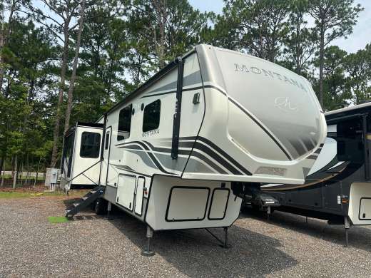 2022 KEYSTONE MONTANA 3231CK - In Stock - Photo 1